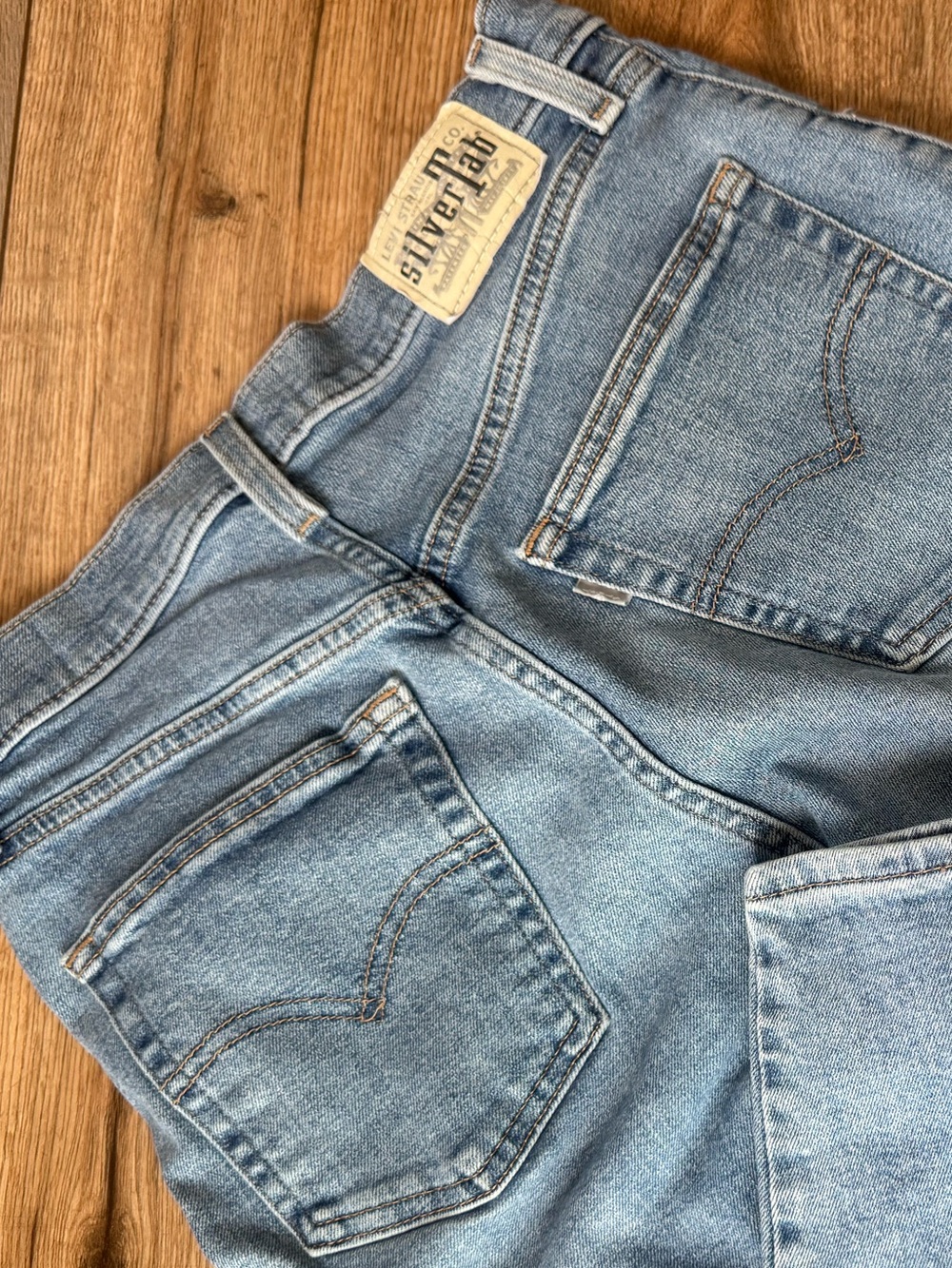 Silver Tab Levi Jeans Women’s Light Blue High-Rise Jeans